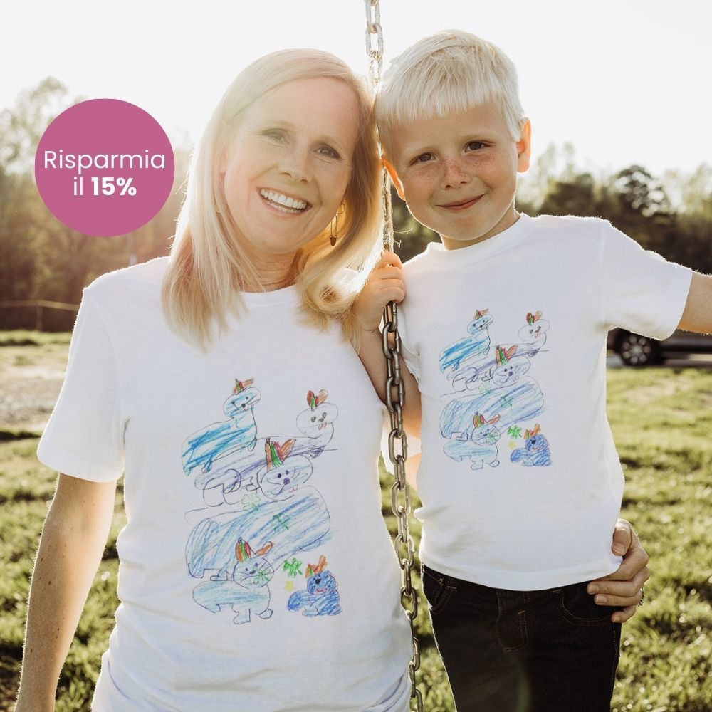 Set regalo t-shirt con disegno del bambino