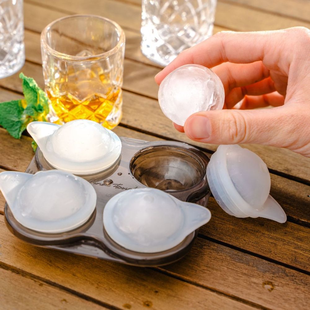 Set di Bicchierini con Sfere di Ghiaccio